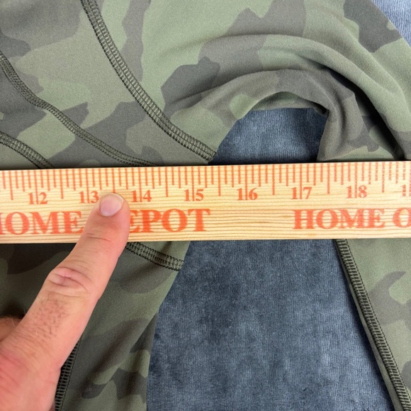 Lululemon green camo Hooded Define Jacket *Nulu in Sz 4 - Picture 8 of 10